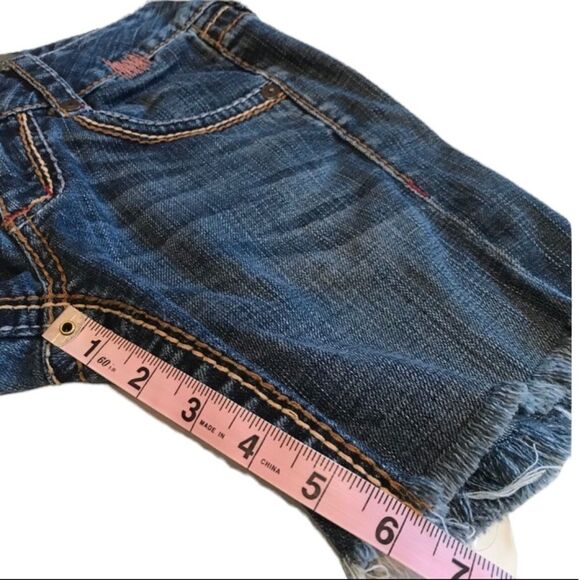 Blue Tattoo Denim Cut-Off Raw Hem Large Flower Brand Patch Shorts Sz 25 - Picture 6 of 12